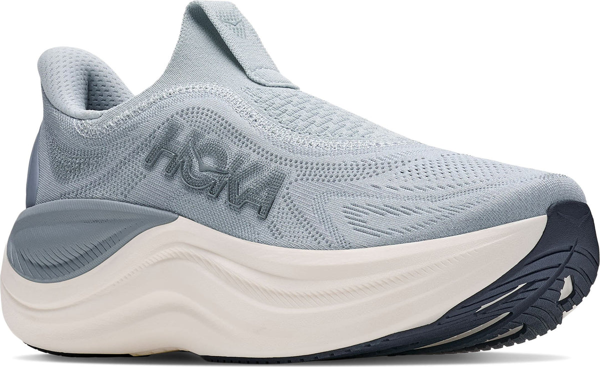 Skyward Laceless Recovery Sneaker