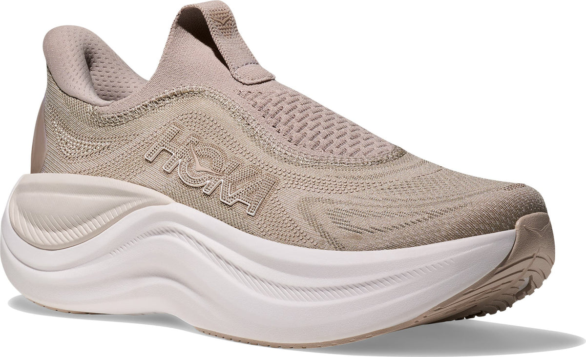 Skyward Laceless Recovery Sneaker