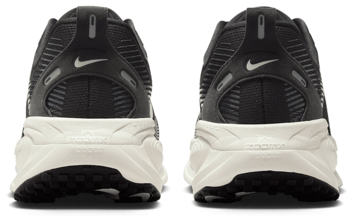 Nike Vomero 18 Wide - Men's - Black/Summit White/Coconut Milk