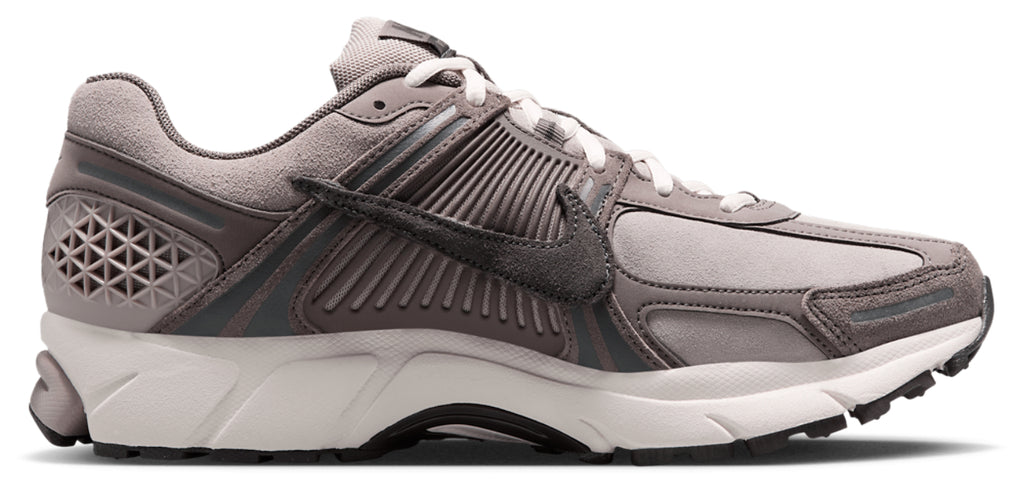 Nike Zoom Vomero 5 SE LOS SD - Men's - College Grey/Med Ash/Cave Stone