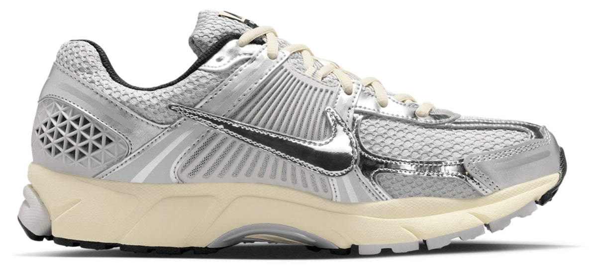 Nike Zoom Vomero 5 - Men's - Grey Fog/Chrome/Metallic Silver