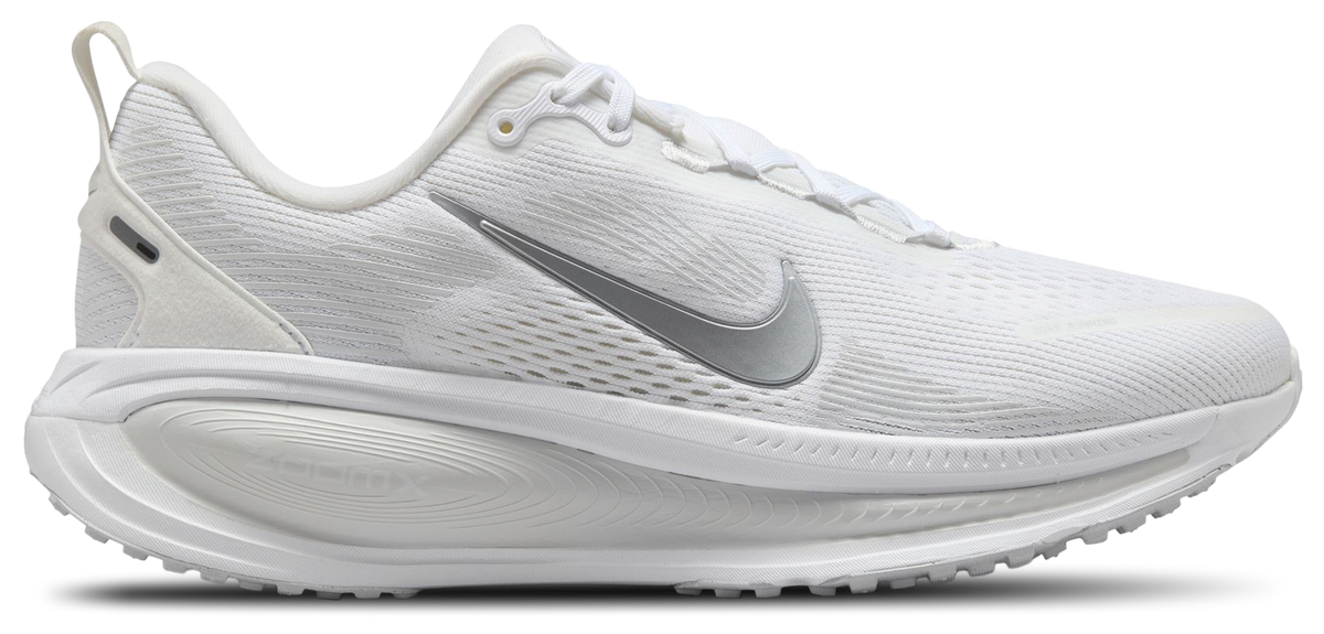 Nike Vomero 18 - Women's - White/Metallic Silver