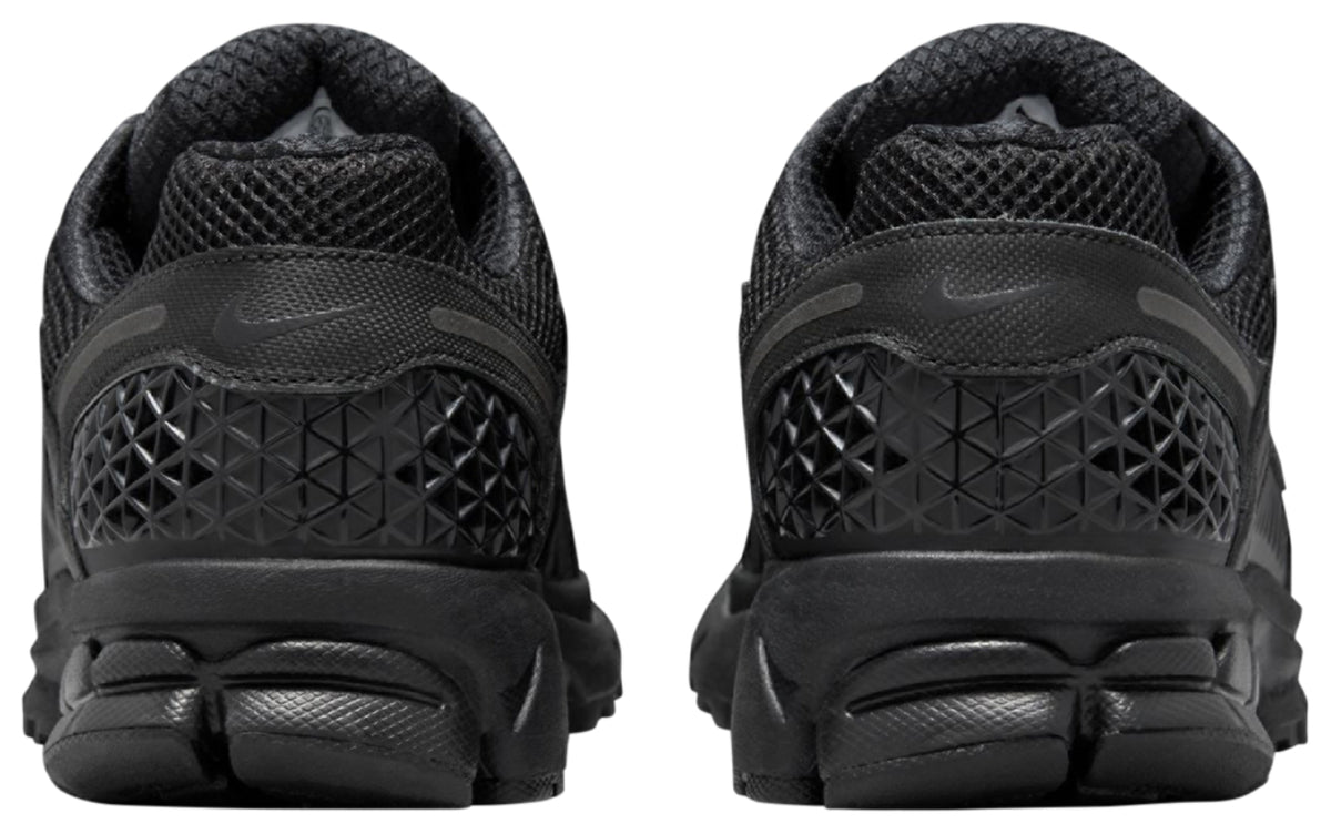 Nike Vomero 5 - Men's - Black/Black