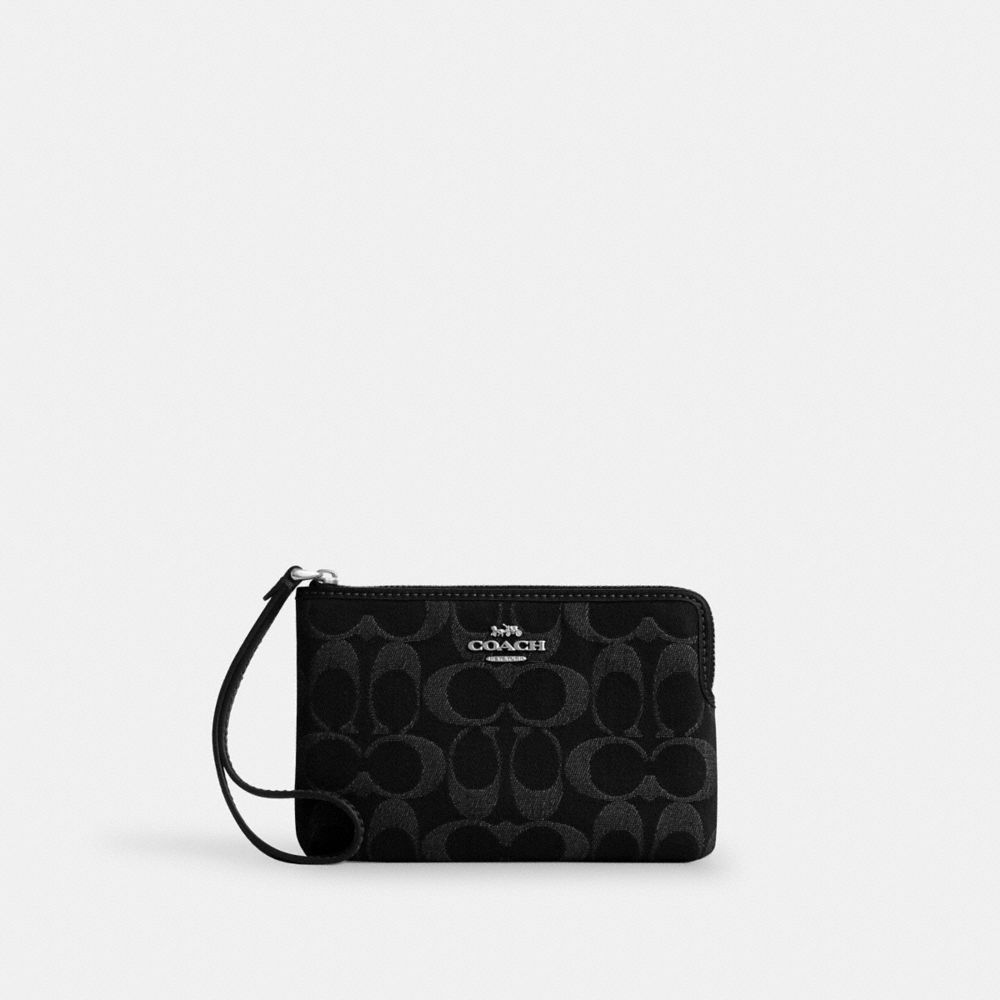 Corner Zip Wristlet