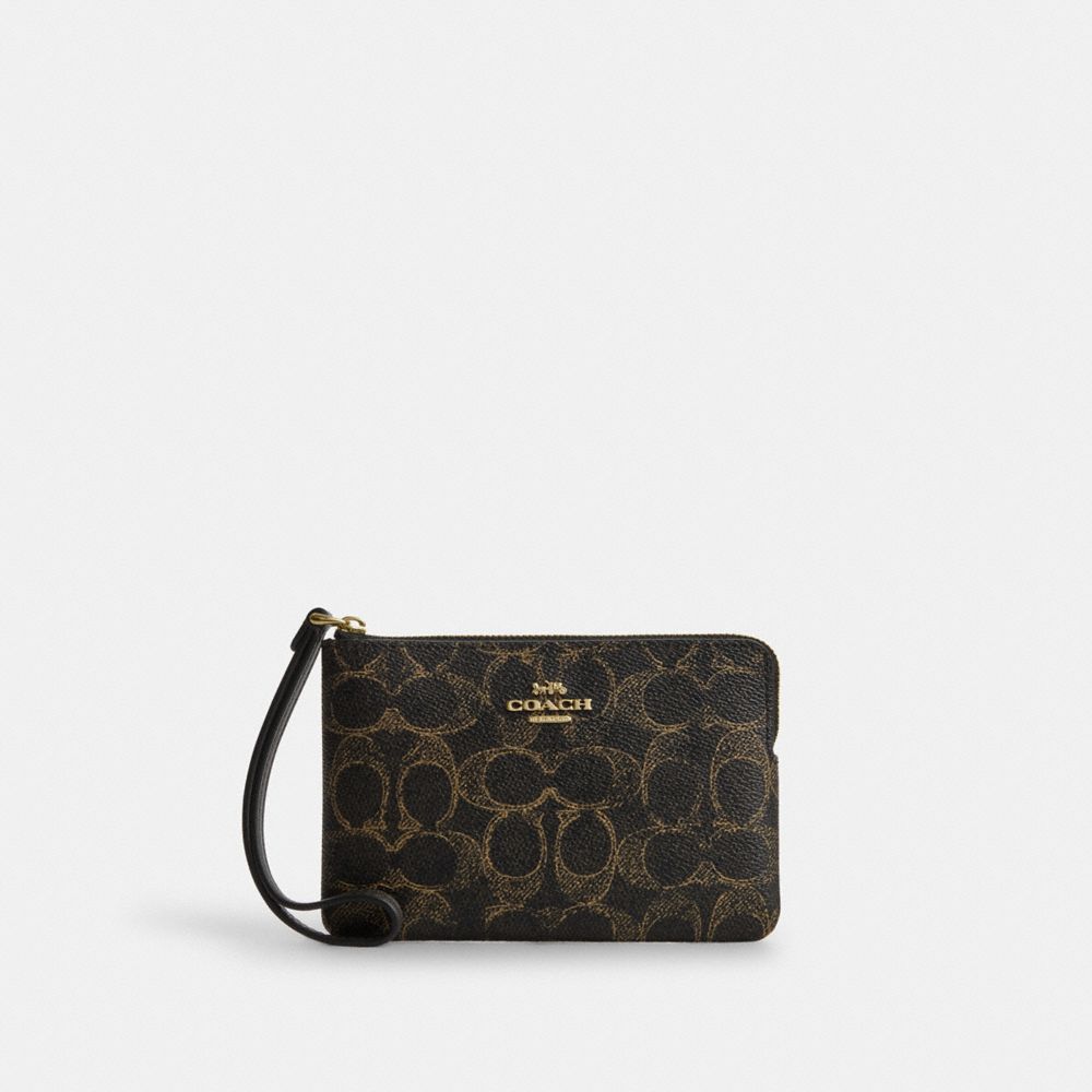 Corner Zip Wristlet