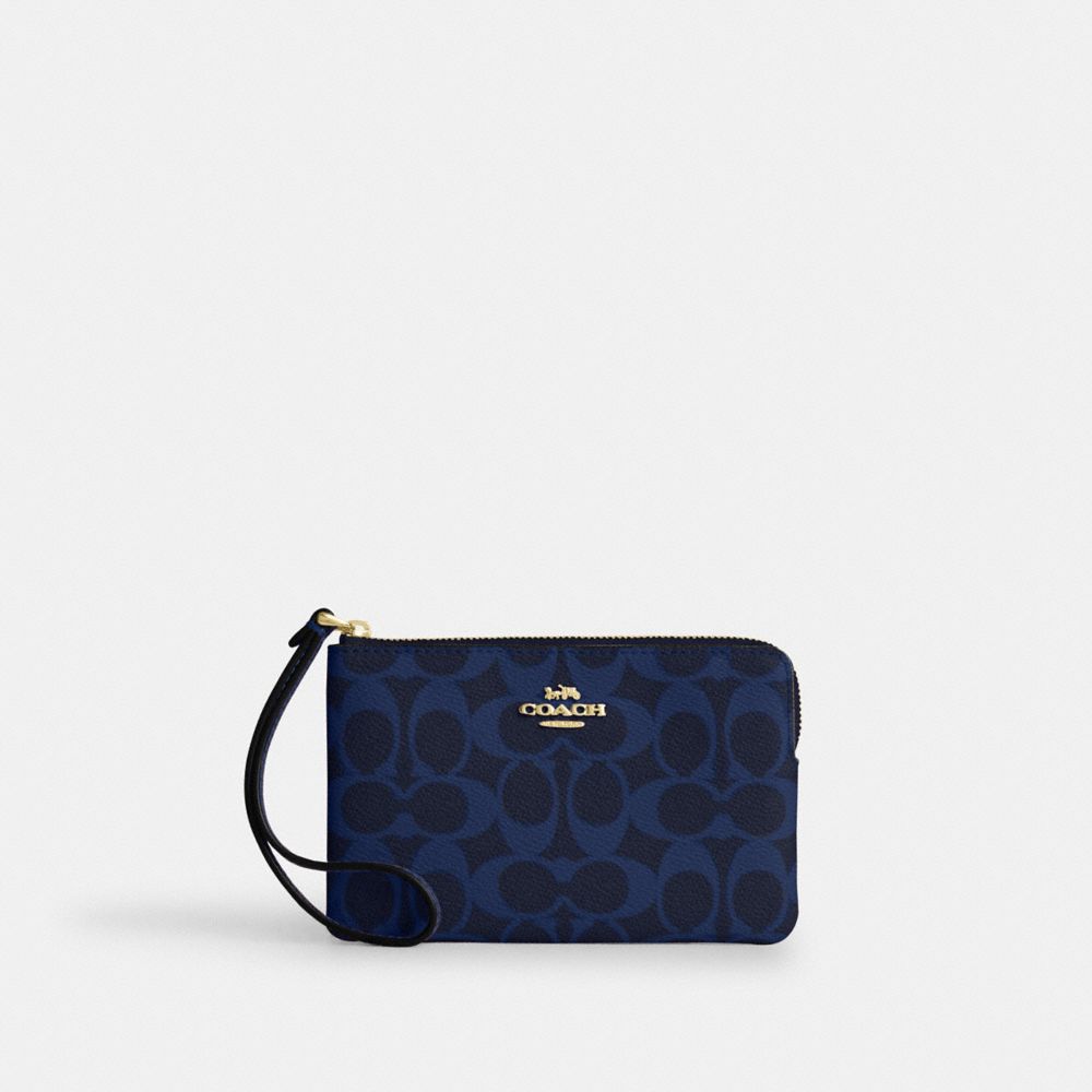 Corner Zip Wristlet