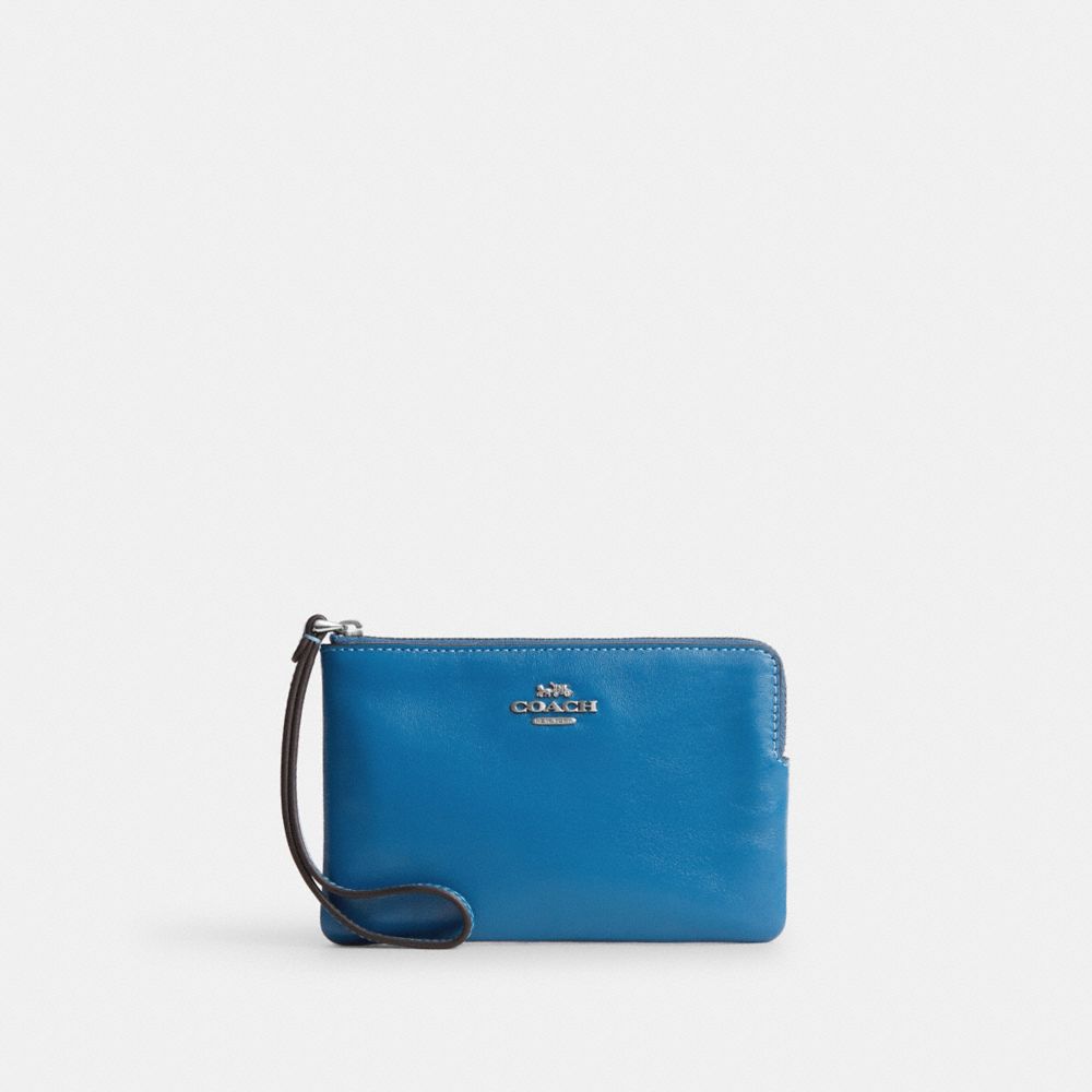 Corner Zip Wristlet