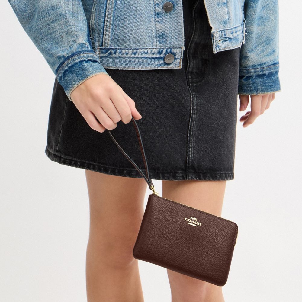 Corner Zip Wristlet