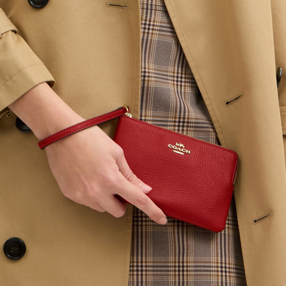 Corner Zip Wristlet