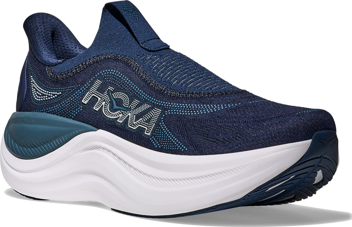Skyward Laceless Recovery Sneaker